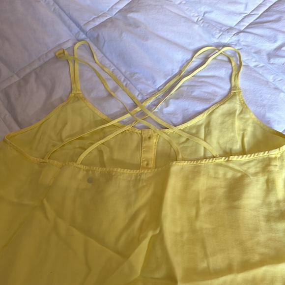 Cloth and stone criss cross back tank - Picture 5 of 5